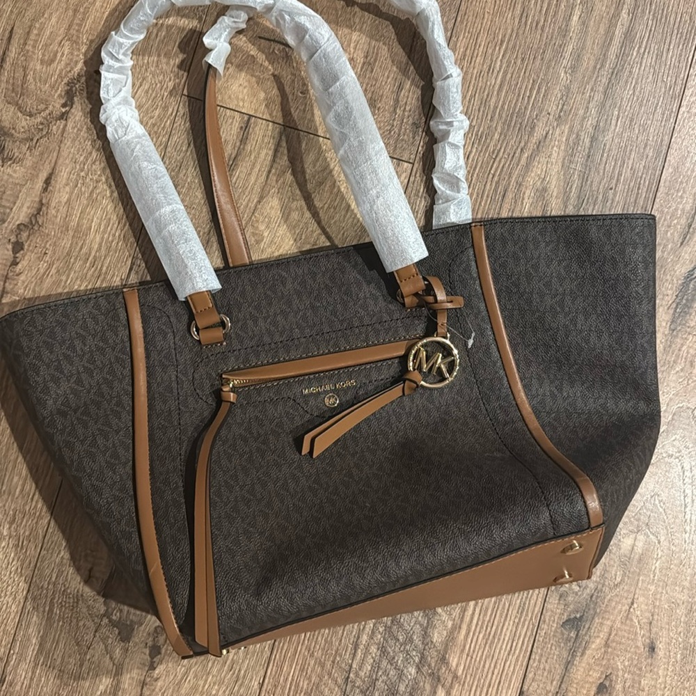 Michael Kors Shoulder Purse